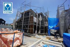 現地（2025年7月7日）撮影。河東小学校徒歩5分＾＾快適でゆとりのある生活空間で新生活を始めましょう^^