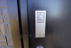 万が一落としてしまっても町の鍵屋さんなどでは簡単に合鍵を作ることができないので、防犯性が高く安心です。