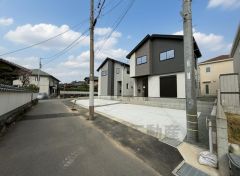 大型車の通行が少なく、騒音や振動が少ないので静かで快適な生活を送れます。