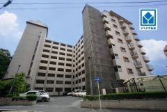 令和7年6月新規リフォーム完了＾＾原小学校まで徒歩10分と近く、お子様も無理なく通えます。毎日のお買物に便利なサニーは徒歩3分。