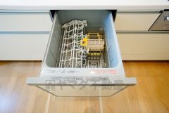 同仕様写真。時間を大幅に短縮できる食器洗浄乾燥機付きキッチンです＾＾冬場の洗い物で手荒れの悩みもなくなります。
