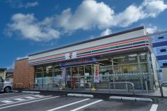 セブンイレブン　福岡松崎店