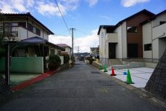 大型車の通行が少なく、騒音や振動が少ないので静かで快適な生活を送れます。