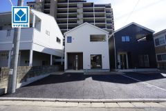 広々としたお庭付きの和室含む5LDK＾＾荷物が多い方も嬉しい全居室収納スペース完備＾＾
