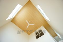 高さのある吹き抜けが、ワンランク上の住まいを演出します。