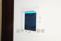 防犯性、セキュリティ対策に安心できるテレビモニター付きインターフォンです。セールスマン対策にもなり安心できます。