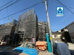 現地（2026年5月11日）撮影。福間駅徒歩4分、小学校も徒歩9分と毎日の通勤・通学・買い物がしやすく、快適に過ごせます。