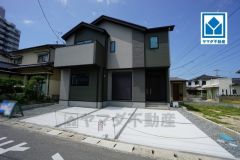 福間小学校まで徒歩9分＾＾最新の設備で気持ちの良い新生活を送りませんか。