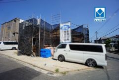 現地（2026年8月3日）撮影。角地。忙しい朝、遅い帰宅時にも嬉しいししぶ駅徒歩6分＾＾お気に入りの家具とインテリアで素敵な部屋を作りましょう。