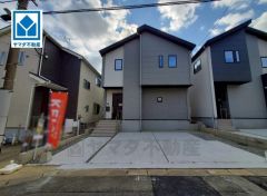 お気に入りの家具とインテリアでステキな部屋を作りましょう。