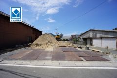 現地（2026年5月8日）撮影。福間小学校徒歩5分＾＾スーパーやコンビニなども近く周辺環境充実。快適でゆとりのある生活空間で新生活を始めましょう^^