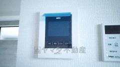 防犯性、セキュリティ対策に安心できるテレビモニター付きインターフォンです。セールスマン対策にもなり安心できます。