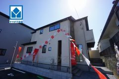 若宮小学校徒歩3分、多々良中学校徒歩13分と近くお子様も無理なく通えます。