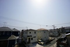 2階バルコニーからの眺望です。前面に遮るものがなく景色を一望できます。