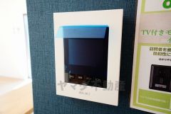 防犯性、セキュリティ対策に安心できるテレビモニター付きインターフォンです。セールスマン対策にもなり安心できます。