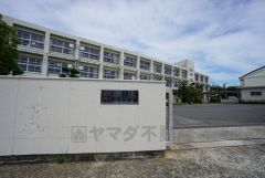 神興小学校