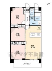 南東向きで日当たり良好＾＾各居室収納付き。家具の配置がしやすい縦型リビング＾＾