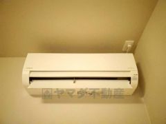 寒い冬、暑い夏に欠かせないエアコン付き＾＾