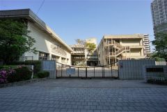 香陵小学校