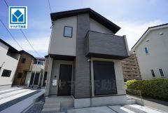 土井駅徒歩6分、都心へのアクセス良好。スーパーやコンビニなども近く周辺環境充実。快適でゆとりのある生活空間で新生活を始めましょう^^