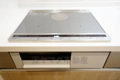 IHクッキングヒーターは火を使わないため、火災の発生リスクを抑えることが出来ます。汚れてもサッとふけてお掃除らくらく＾＾