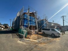 現地（2026年2月12日）撮影。住人以外の車の進入も少なく、小さなお子様を持つご家庭にも安心です。落ち着いた住宅地内で快適な生活を実現してみませんか。