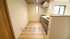 オシャレで機能的なキッチン。