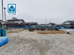 現地（2026年4月12日）撮影。南郷小学校徒歩4分とお子様が通学しやすい環境です＾＾