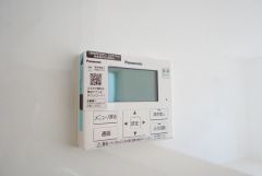 おいだき機能つきなのでお風呂に入る時間が異なるご家庭には嬉しいですね。ボタン一つで快適で便利な生活が＾＾