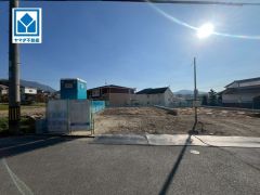 現地（2025年11月）撮影。南向きで陽当たり良好です＾＾快適でゆとりのある生活空間で新生活を始めましょう^^