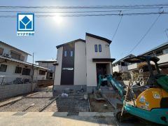 南向き、全居室2面採光で陽当たり良好＾＾最新の設備で気持ちの良い新生活を送りませんか。お気に入りの家具とインテリアで素敵な部屋を作りましょう。