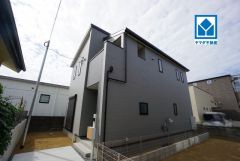共働き夫婦に嬉しい家事動線と収納力を備えた新築戸建。シンプルで機能的、二人三脚の暮らしがもっと快適になる我が家＾＾