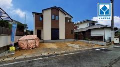 お気に入りの家具とインテリアでステキな部屋を作りましょう。