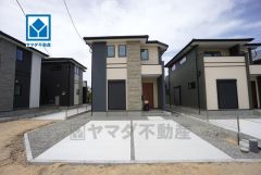 三苫駅まで自転車で5分（1.2ｋｍ）。スーパーやコンビニなども近く周辺環境充実。快適でゆとりのある生活空間で新生活を始めましょう^^