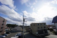 2階バルコニーからの眺望です。前面に遮るものがなく景色を一望できます。