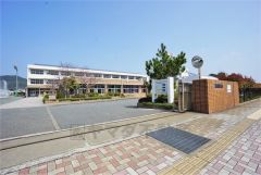 二丈中学校