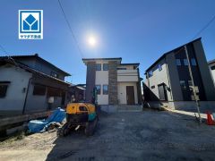 千鳥小学校徒歩9分、古賀北中学校徒歩8分。お子様の通学も安心です＾＾快適でゆとりのある生活空間で新生活を始めましょう^^