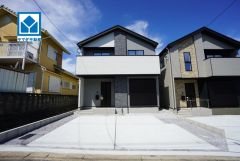 八田小学校徒歩10分＾＾スーパー、コンビニ、ドラッグストア徒歩8分圏内。快適でゆとりのある生活空間で新生活を始めましょう^^
