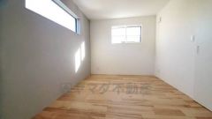 アクセントクロスがオシャレですね。インテリアでどんな部屋にするのか考えるのも楽しみです。