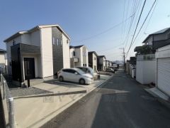 大型車の通行が少なく、騒音や振動が少ないので静かで快適な生活を送れます。落ち着いた住宅地内で快適な生活を実現してみませんか。