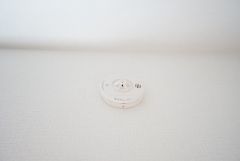 火災発生をいち早く知らせてくれる火災報知器は標準装備です。