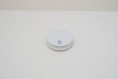 火災発生をいち早く知らせてくれる火災報知器は標準装備です。
