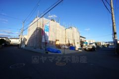 現地（2025年12月5日）撮影。大きな車でも駐車しやすいため、車のサイズを気にせず好きな車に乗れます。