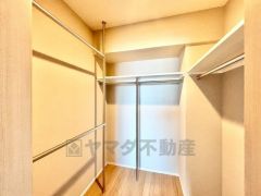 ウォークインクローゼット付でスペースも広く、毎日のコーディネートが楽しくなります＾＾