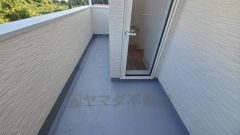 陽当たりの良いバルコニーです。お洗濯やお布団干しはもちろん、日光浴スペースにも。