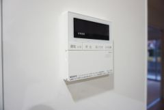 同仕様写真。キッチン横からボタンひとつで操作が楽々。