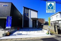 西鉄貝塚線「名島」駅徒歩5分、都心へのアクセス良好。スーパーやコンビニなども近く周辺環境充実。快適でゆとりのある生活空間で新生活を始めましょう^^