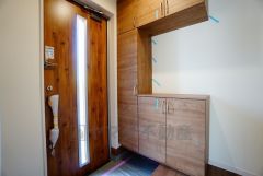 同仕様写真。たっぷり収納できるシューズボックスです。家族全員の靴がきれいに整頓できます。