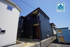 長期優良住住宅＾＾お買い物に便利なスーパー・コンビニ・ドラッグストアが徒歩10分圏内に揃っています＾＾お気に入りの家具とインテリアで素敵な部屋を作りましょう。