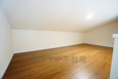 ロフト付き＾＾収納場所や趣味部屋などに活用出来そうです＾＾